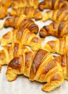 Livraison de viennoiseries, pains au chocolat, croissants faits maison pour hôtellerie et restauration à Marseille Marseille Boulangerie Aixoise